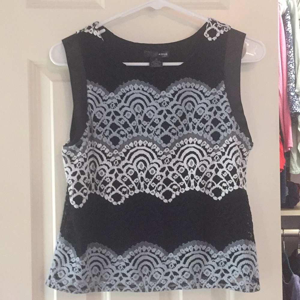 Sleeveless lace top